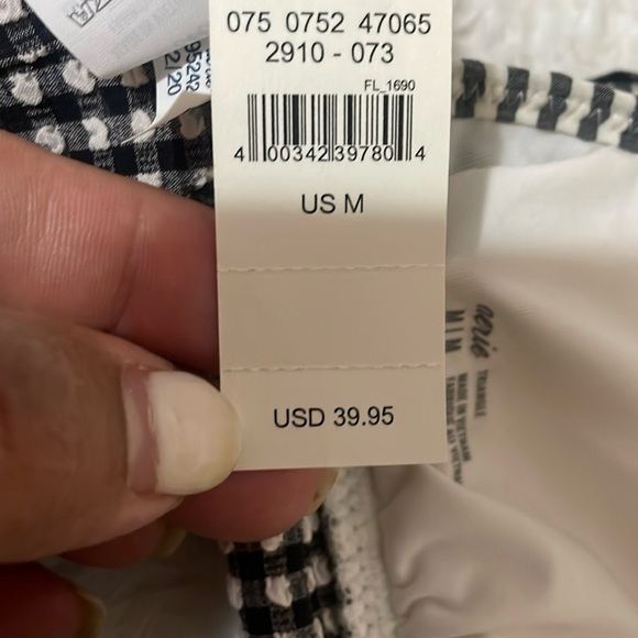 Aerie Black and White Smocked Ruffled top - Picture 3 of 10